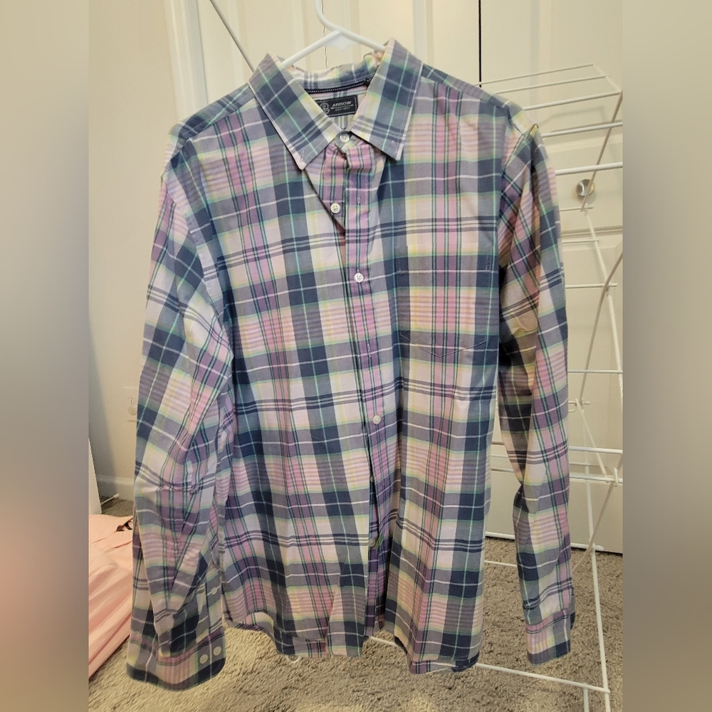 Arrow USA men's causal button down shirt
